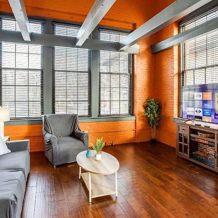 Centric Modern Loft W/ King Beds & Smart Gametable Vila Rochester Exterior foto